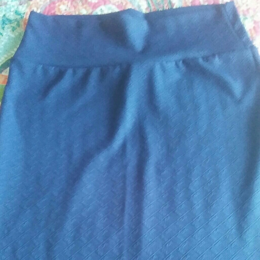 Never worn LuLaRoe Cassie